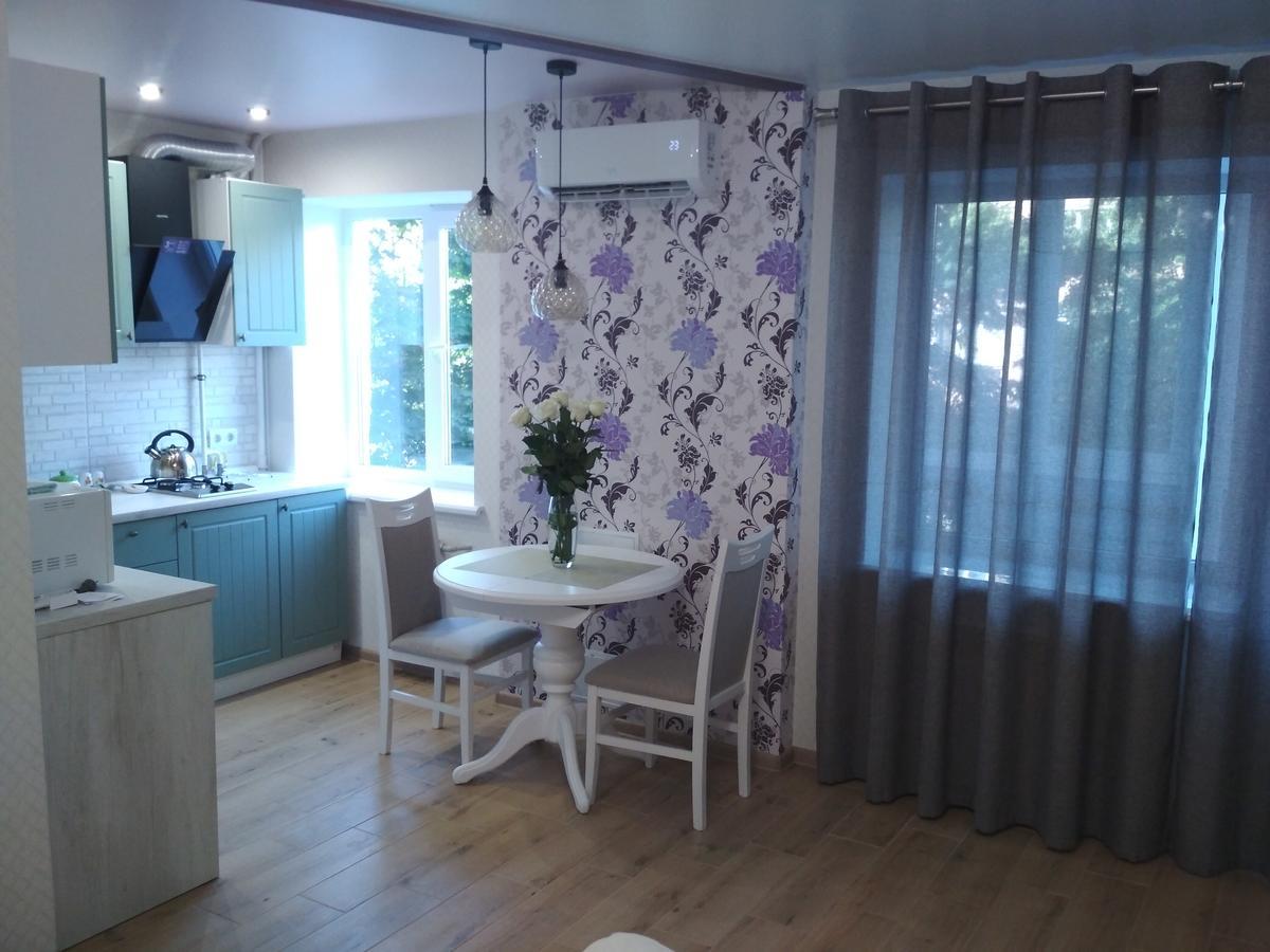 Apartment "Provence" Чернихив Екстериор снимка